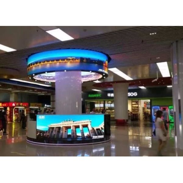 Dustproof IP43 1800cd/m2 P3 Creative LED Display High Resolution