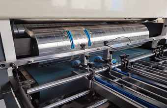 Toy Paper Window Box Patching Machine Automatic V Cut Creasing Gluing