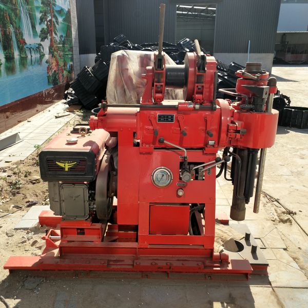 ST 300 Trailer Mounted Water Well Drilling Rig With Drill Hole 300mm