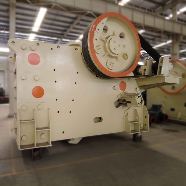 RC106 155-580 t/H Jaw Crusher Machine Mining And Metallurgy Crushing