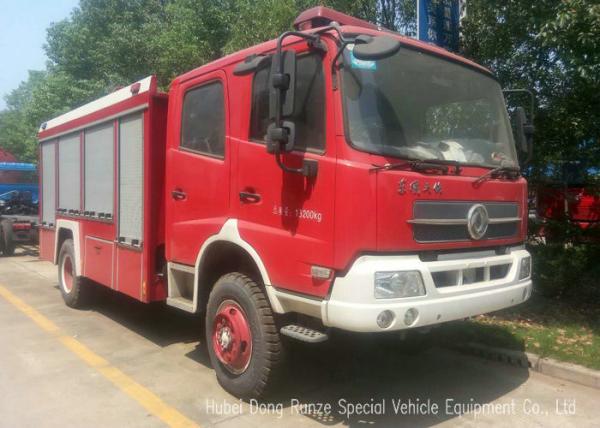 Cheap Offroad 4X4 Rescue Fire Truck With 3000 Liters Water Tank 1500 Liters Foam for sale