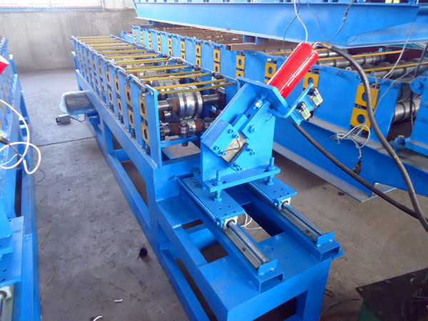 Quality High Efficiency Door Frame Roll Forming Machine 1000 - 1250 Mm Material Expand Width wholesale