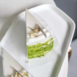 China Food Level PET Film Material Transparent Bread Cake Box for Small Wedding Pastry on sale