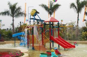 China Kids’ Water House Playground Structures With Water Slide, Climb Net, Water Spray on sale