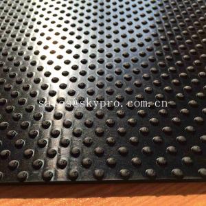 China Waterproof Custom Rubber Floor Mats / Rubber Stable Mats With 2-8mpa Tensile Strength on sale