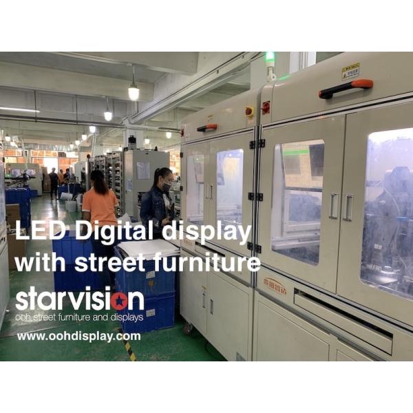 Roadside IP65 6 Sheet P3 Outdoor Led Display Street Led Screen Clock