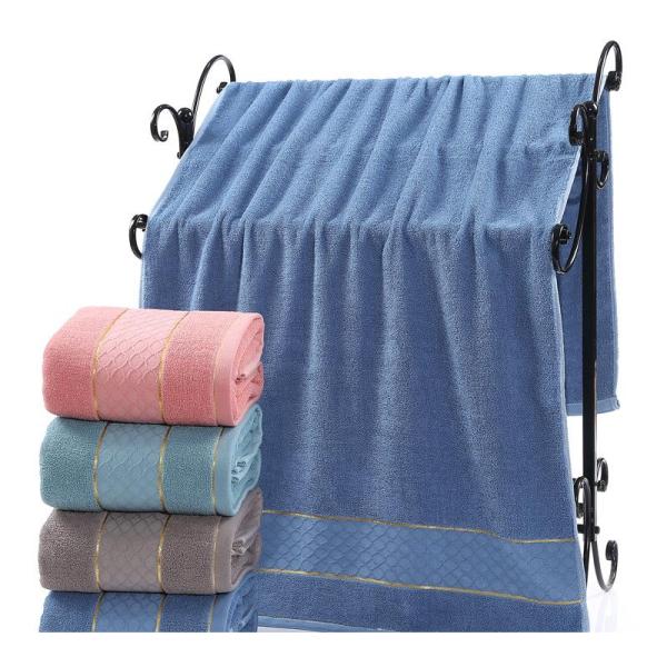 Highly Absorbent 32S Cotton Towel with Gold Edge and Solid Color Cut Pile Pattern