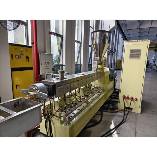 Co-Rotating Twin Screw Extruder Plastic CaCO3 Masterbatch Granules Making Machine