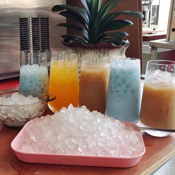 High Level 120Kg Output Ice Making Equipment with Big Clear Crystal Water Ice Cubes