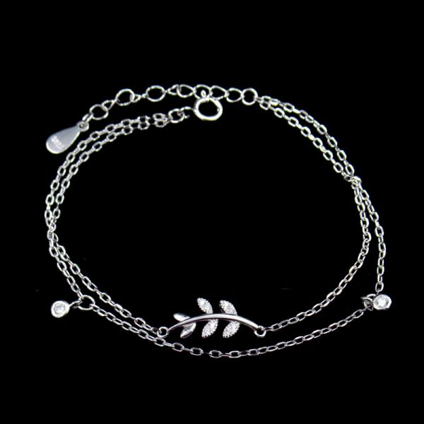 Unique Design Silver Cubic Zirconia Bracelet With Whale And Flower