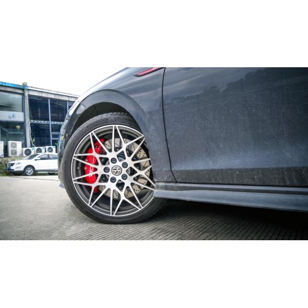 Front 6 pot and rear 4 pot caliper BBK auto brake system For Volkswagen Golf 8GTI 18 inch rim