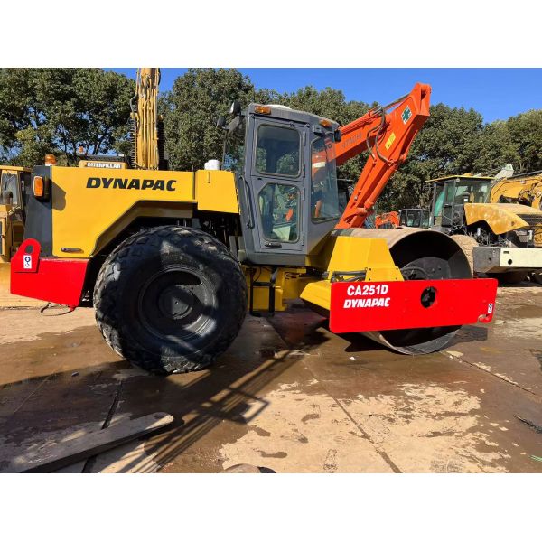 Used Dynapac CA30D Road Roller Compactor Dynapac CA30D Single-Drum Vibratory Roller