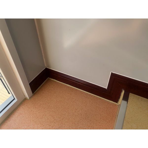 Anti Earthquake Prefab Container Office Thermal Insulation Rescue Worker Living With 5 Separate Rooms