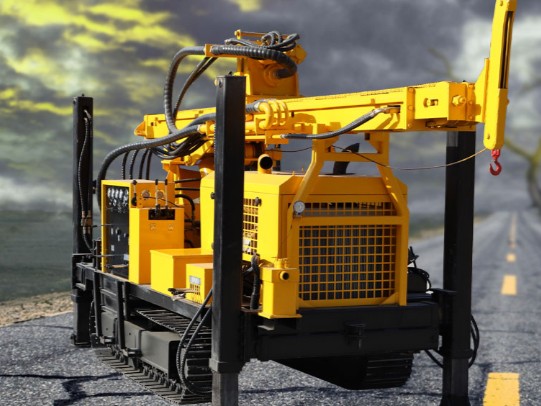 Steel Crawler Mounted Rotary 260m Portable Drilling Rig For Water Well