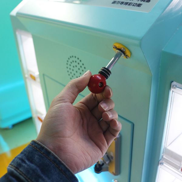 Pinball Gift House Coin Prize Machine / Amusement Pinball Arcade Game