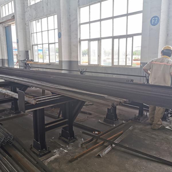 4 Leg Angle 220 Kv Transmission Tower , 120km/H Electric High Tension Tower