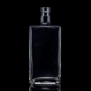China Screen Printing 1000ML Clear Glass Bottle For Vodka Square Shape With Screw Cap on sale