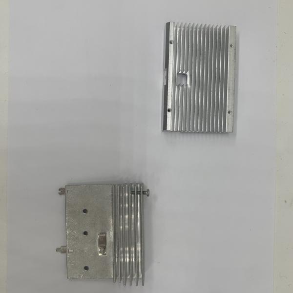 Anodized Custom Aluminum Heatsink Profile Extrusion Automotive Radiator For Car Amplifier
