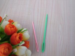 China Multi Color Plastic Sewing Needle on sale