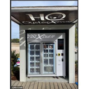 Quality Oyster Vending Machine With Cooling System and Lockers 24V Electric Heating Defogging wholesale