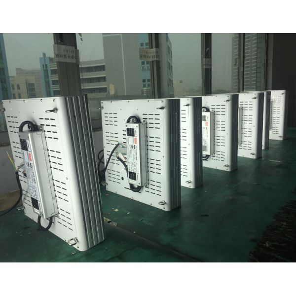 Multi-function LED Low Bay Light 240W Lumileds Chips Meanwell Driver 5 Years Warranty