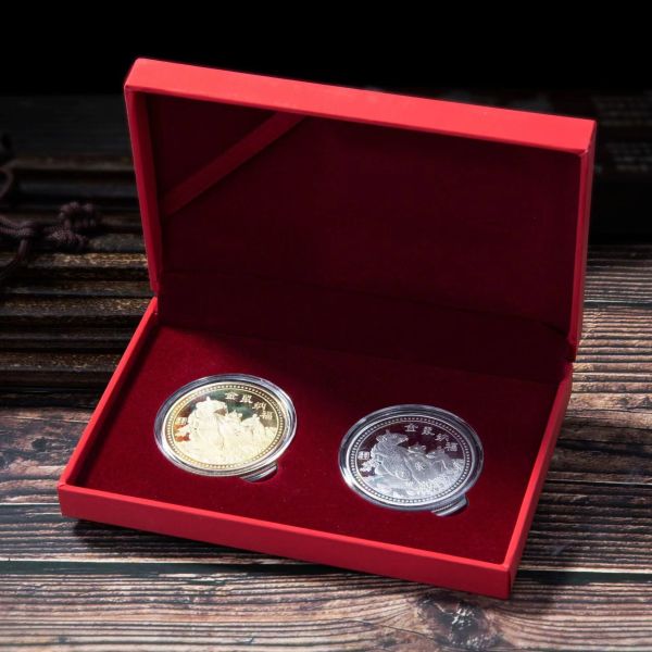 Red Velvet Gold Hot Stamp Logo Rigid Packaging Box Luxury Gold Coin Collection Elegantly Designed