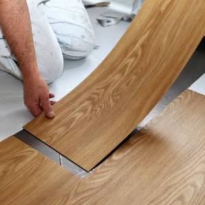 Quality CE Certified 100% Waterproof Flooring Vinyl/PVC/Lvt Flooring LVT Plank Eir Surface 100% Virgin Non-Slip wholesale