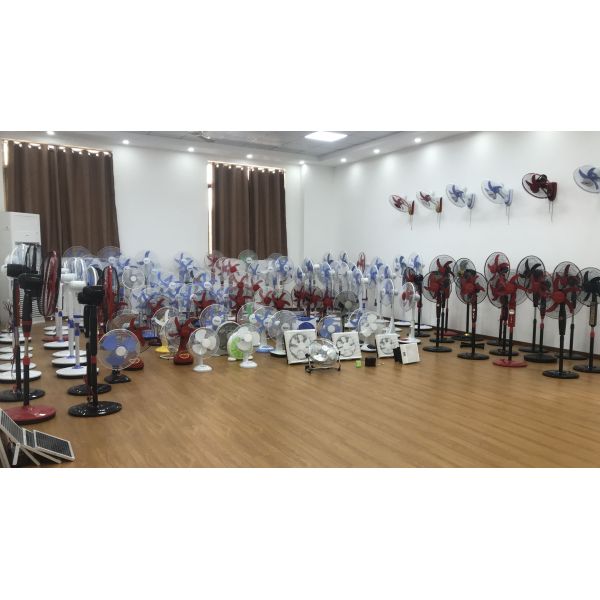 16 Inch 12 Volt Desk Energy Saving Emergency Solar Fans With Timer