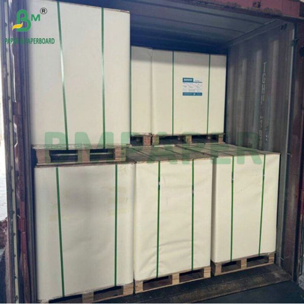 90gr 130gr Smooth Finished C1S Art Board For Printing Magzines 37" x 23"