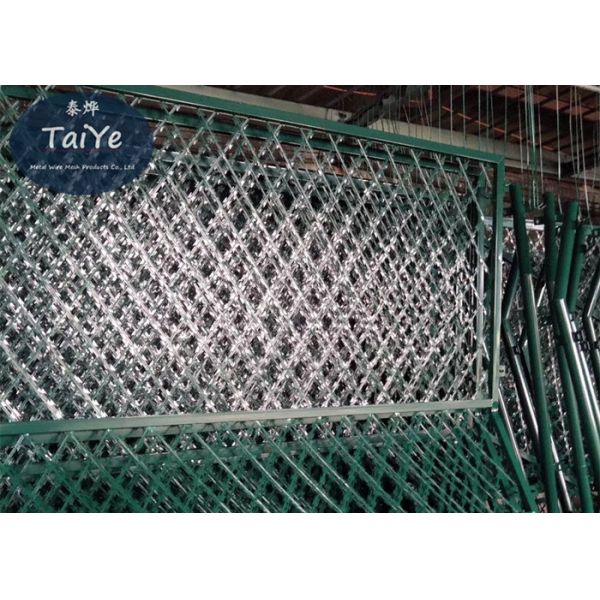 PVC Coated Safety Mesh Fence Green Color High Strength To Guard Against Theft