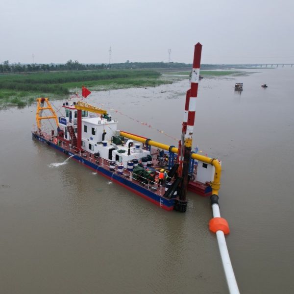 Large 26 Inch Suction River Dredging Equipment Vessel