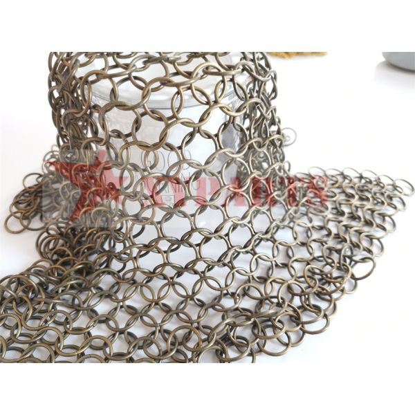 Faster Chain Mail Scrubber With Wood Pulp Sponge For Cast Iron Skillet