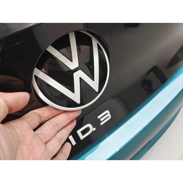 Electric Motor 2024 VW ID3 Pure Electric Car with 170 Horsepower and 5-Door 5-Seat Hatchback Body Structure Direct