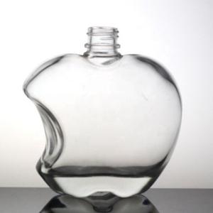 China Clear Apple Shaped Juice Bottle 500ml High Flint Glass Bottle with Plastic Cap on sale
